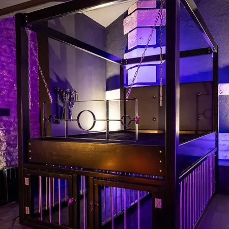 Cherie Cherry - Romantic And Bdsm House Briey Exterior photo